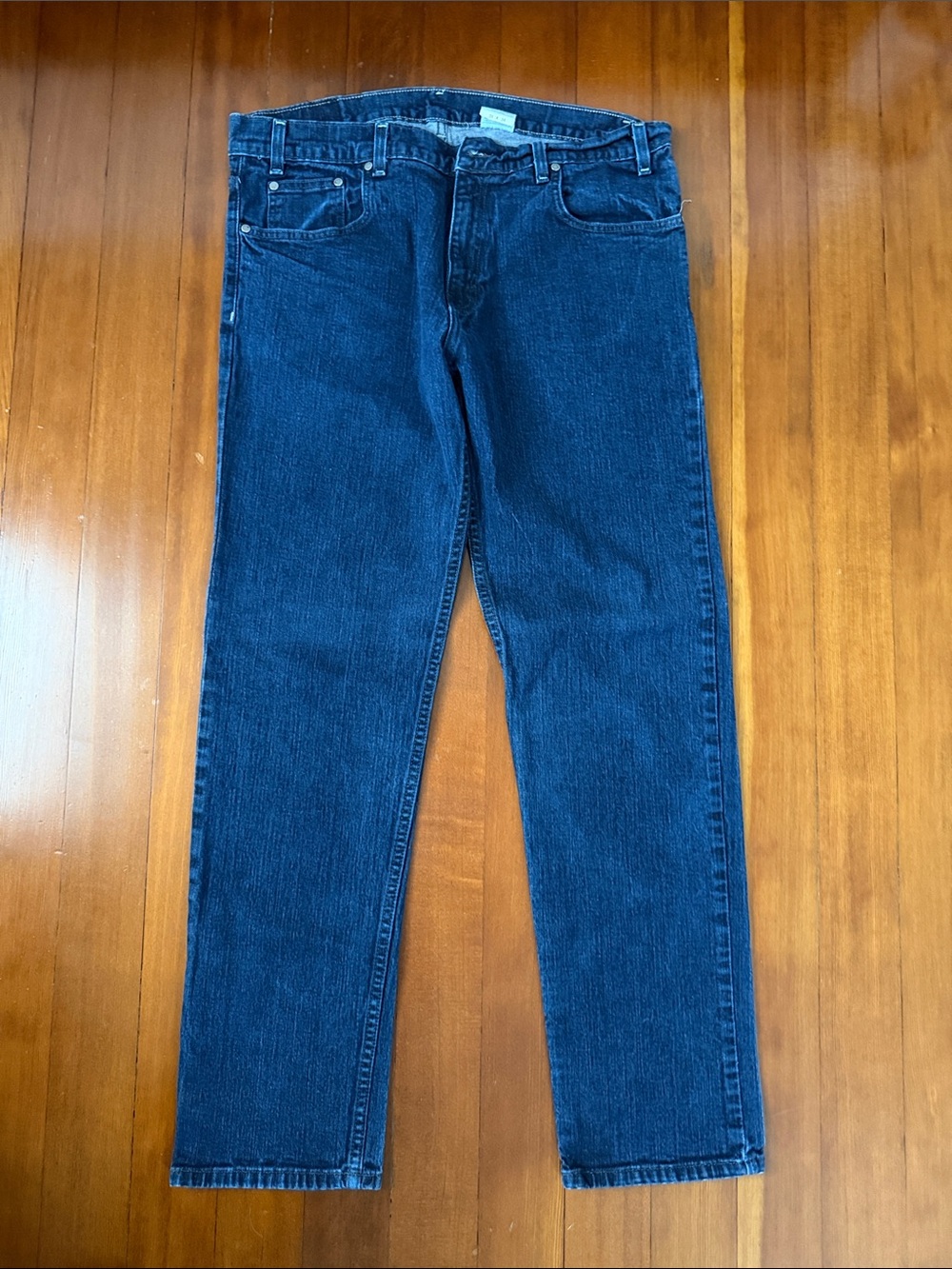 Classic Straight-Leg Men's Jeans in Deep Indigo